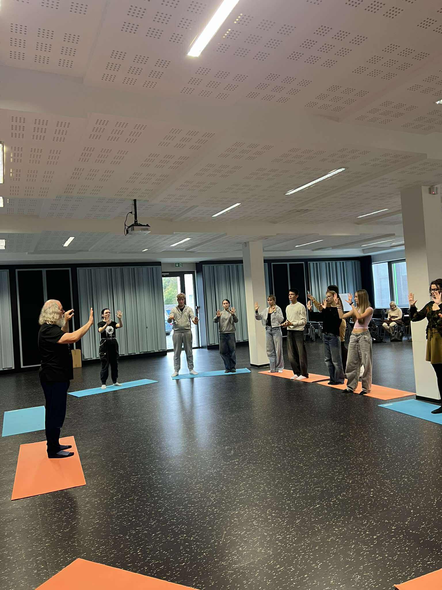 553661483 791451166829566 8446727741466374903 n